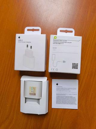 USB•C 20WPawer Adapler 1:1