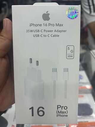 iPhone 16 Pro Max 35 WUSB-C Power Adapter USB-C to C Cable