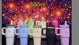 Copo Stanley com canudo plástico