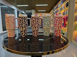 Copo Garrafa Térmica Com Canudo De Inox Com Strass 1200ml